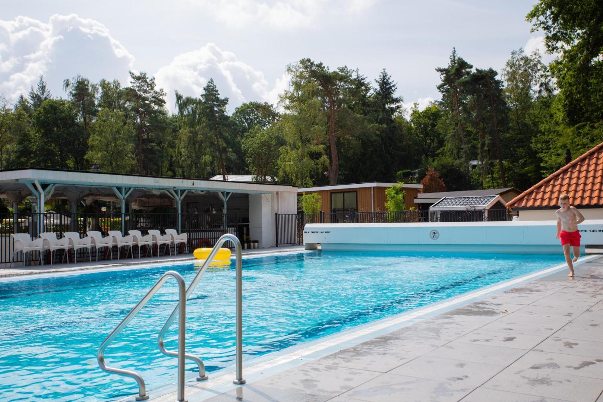 Vakantiepark De Thijmse Berg Rhenen Esterno foto