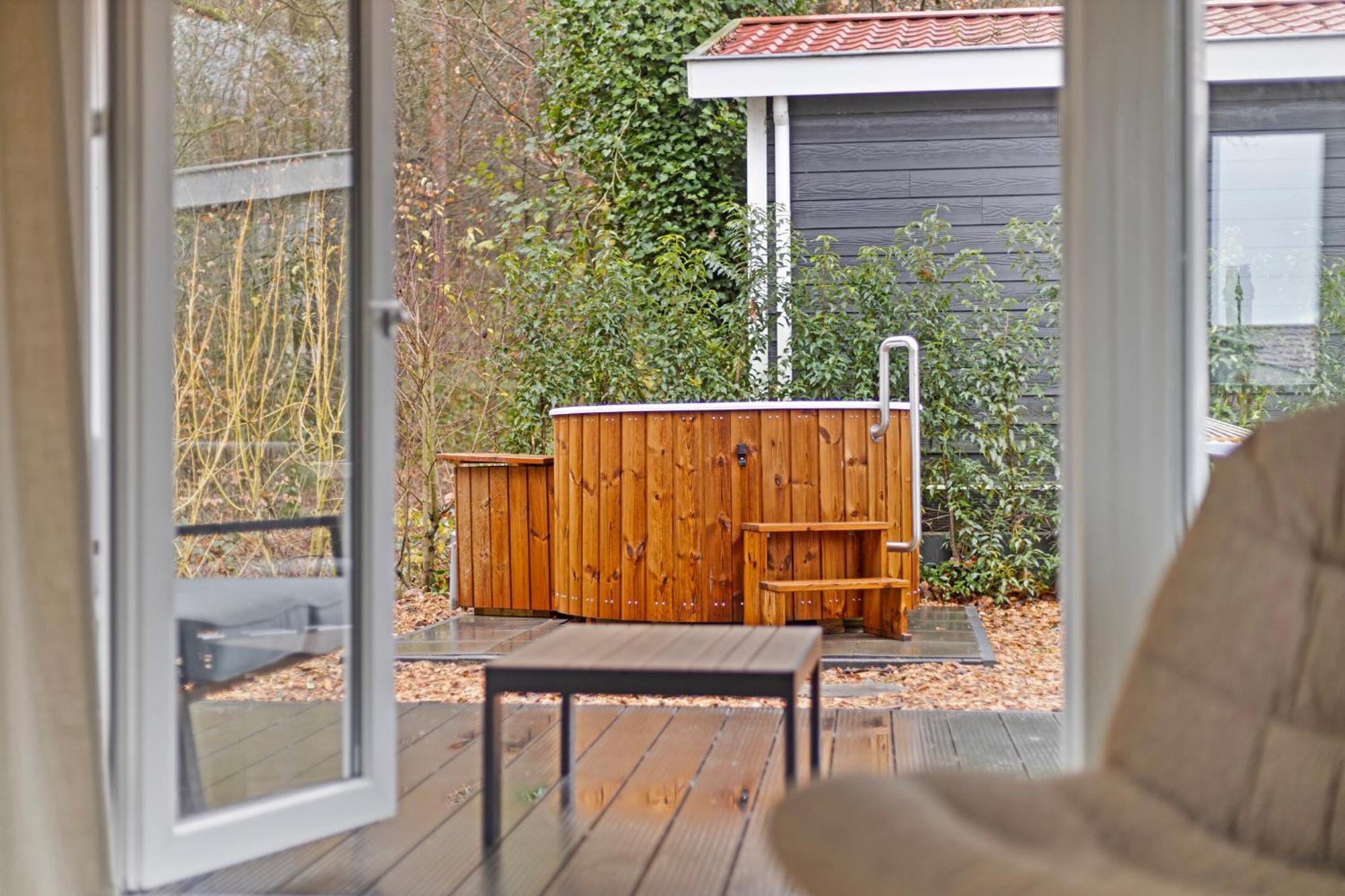 Vakantiepark De Thijmse Berg Rhenen Esterno foto